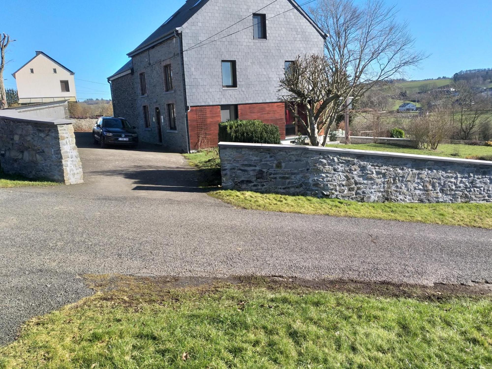 Gite L'Ecole De Ma Mere Villa Bertogne Exterior photo